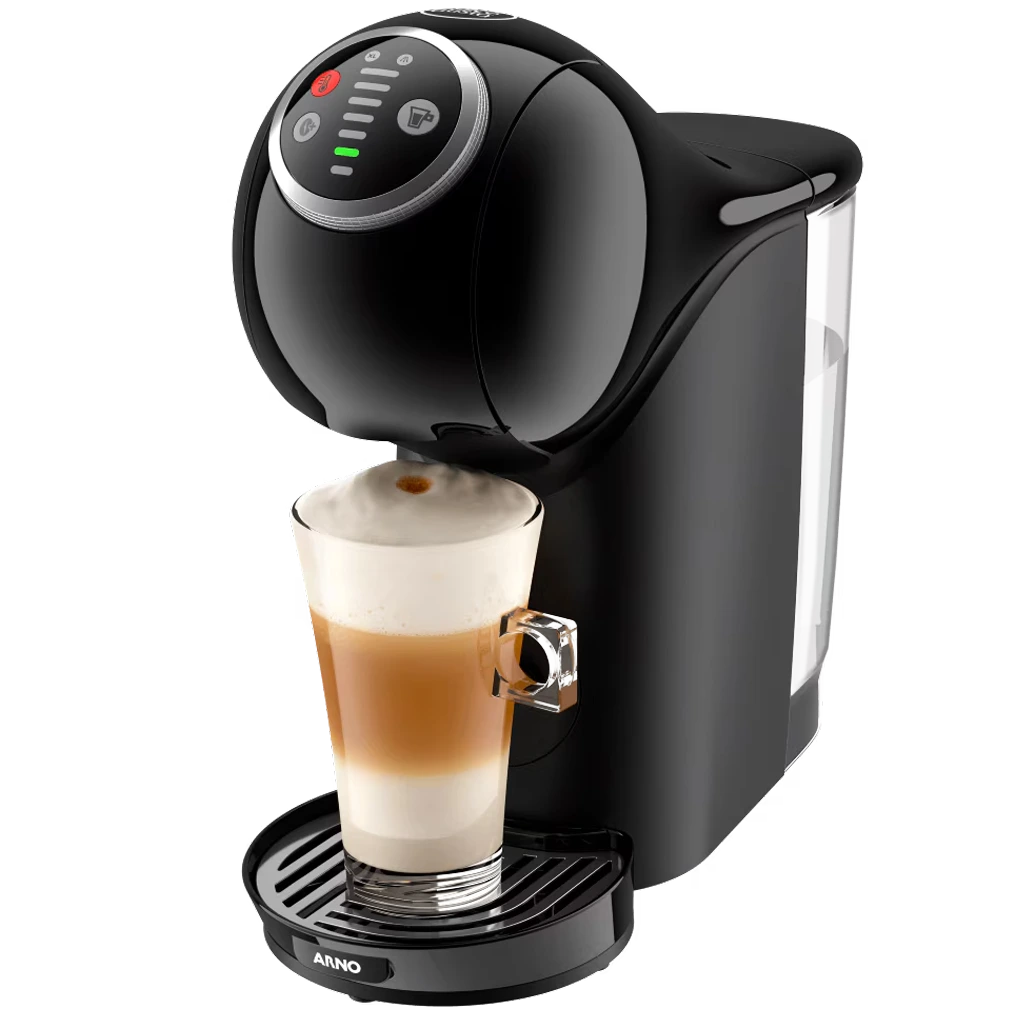 6 Melhores Cafeteiras Dolce Gusto: Qual modelo comprar em 2025? 2 Cafeteira Dolce Gusto Genio S Plus preta preparando uma bebida em um copo